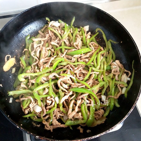 青椒炒肉絲的做法-家常味炒菜譜