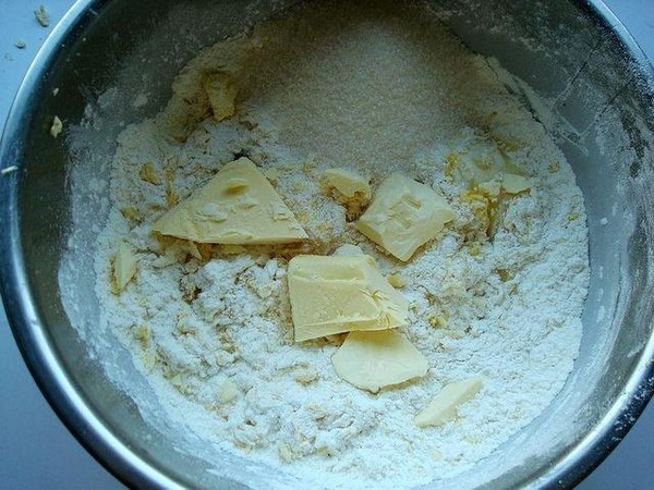 炸油角的做法-甜味炸菜譜-易網健康養生網 炸油角的做法-甜味炸菜譜