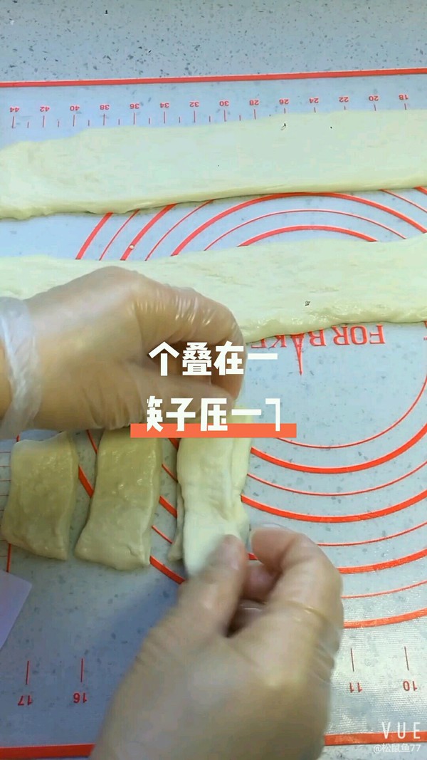 香酥大油條的做法-家常味炸菜譜-易網健康養生網 香酥大油條的做法-家常味炸菜譜