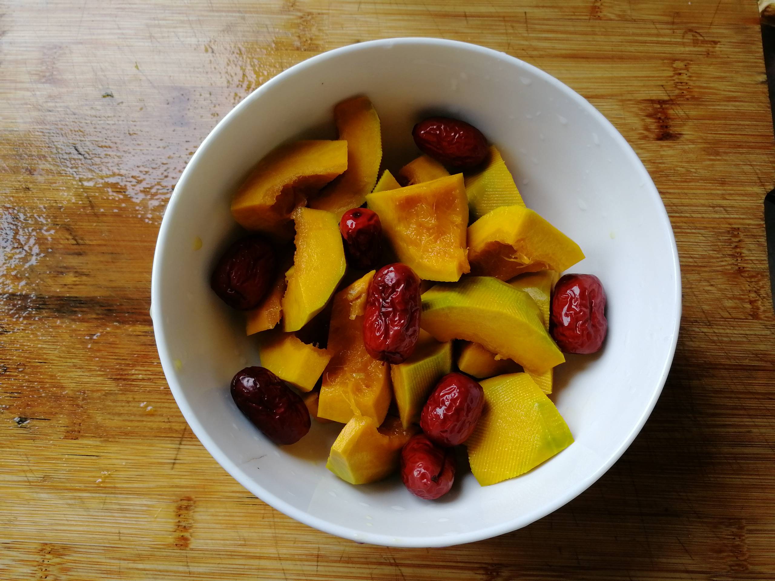 南瓜蒸紅棗的做法-甜味蒸菜譜