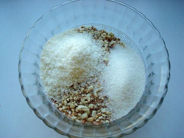 炸油角的做法-甜味炸菜譜-易網健康養生網 炸油角的做法-甜味炸菜譜