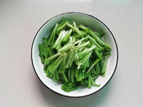 韭菜炒香干的做法-家常味炒菜譜-易網健康養生網 韭菜炒香干的做法-家常味炒菜譜