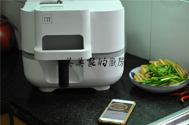 蒜苔炒豆干的做法-家常味炒菜譜