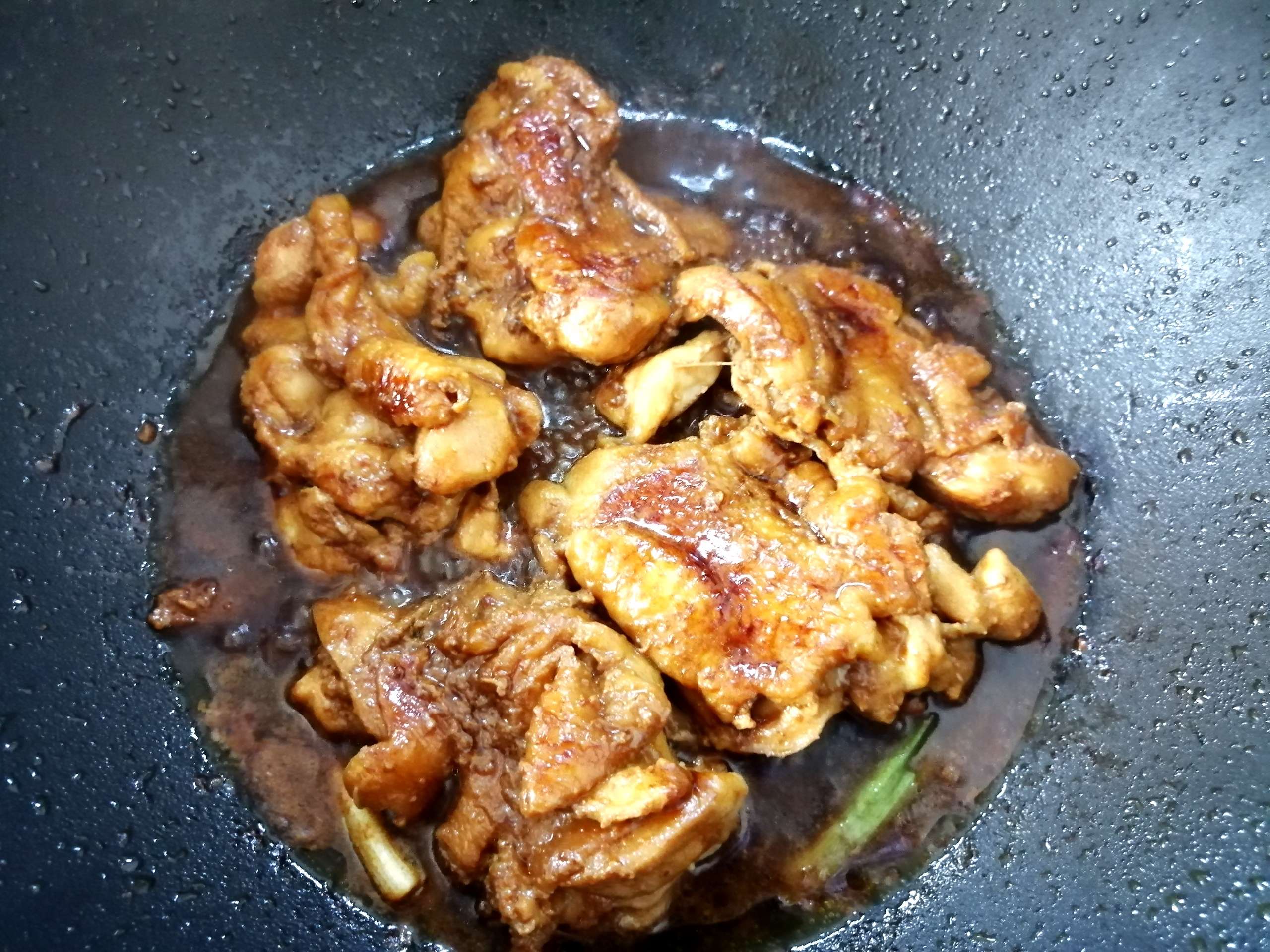 紅燒雞腿排的做法-家常味煮菜譜