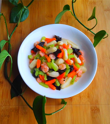 蝦仁炒雜蔬的做法-咸鮮味炒菜譜