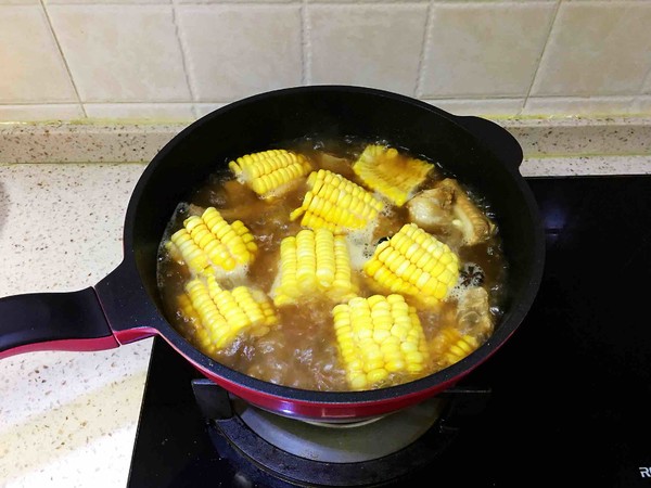 排骨燉玉米的做法-咸鮮味燉菜譜