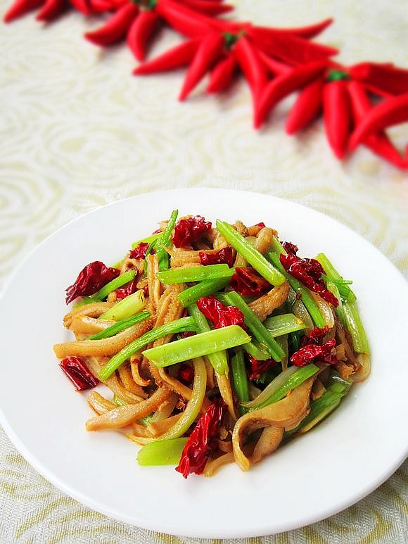 爆炒牛肚的做法-香辣味炒菜譜