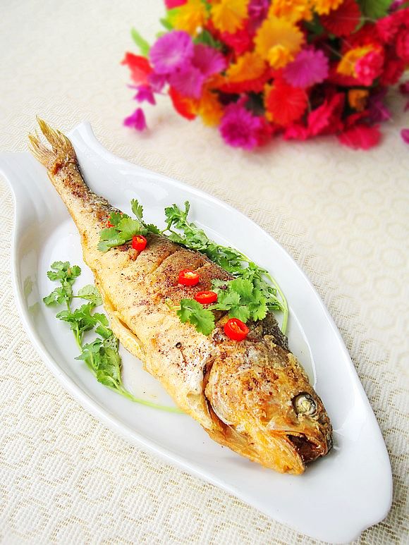 干煎黃花魚的做法-家常味煎菜譜