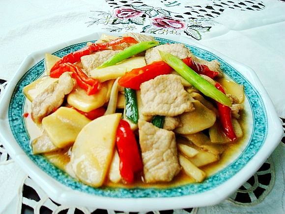 杏鮑菇炒肉片的做法-家常味炒菜譜-易網(wǎng)健康養(yǎng)生網(wǎng) 杏鮑菇炒肉片的做法-家常味炒菜譜