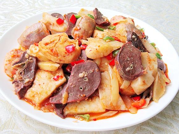 爆炒面肺子的做法-香辣味炒菜譜-易網(wǎng)健康養(yǎng)生網(wǎng) 爆炒面肺子的做法-香辣味炒菜譜