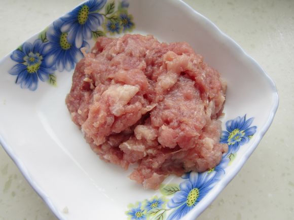 韭黃炒肉末的做法-家常味炒菜譜-易網(wǎng)健康養(yǎng)生網(wǎng) 韭黃炒肉末的做法-家常味炒菜譜