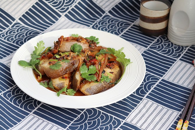 醬燒比目魚的做法-咸鮮味燉菜譜