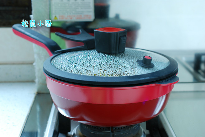 紅燜雞腿的做法-家常味燒菜譜-易網健康養(yǎng)生網 紅燜雞腿的做法-家常味燒菜譜