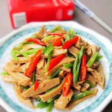 雙椒炒面筋的做法-家常味炒菜譜