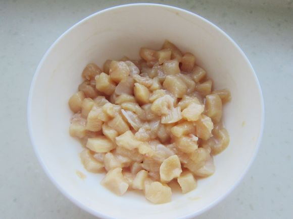 雙椒蘋果炒雞丁的做法-家常味炒菜譜