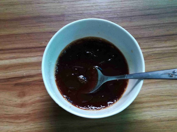 魚香茄子煲的做法-醬香味燒菜譜