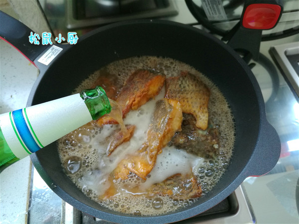 啤酒燉魚塊的做法-家常味燉菜譜-易網健康養生網 啤酒燉魚塊的做法-家常味燉菜譜