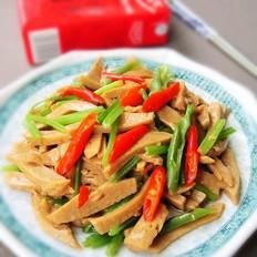 雙椒炒面筋的做法-家常味炒菜譜