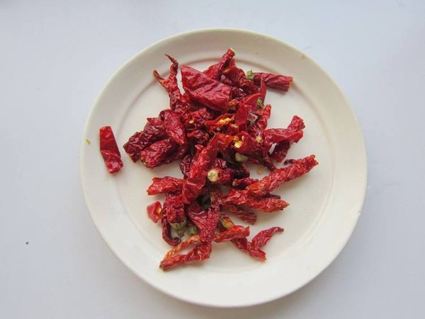 香辣酸菜肉片的做法-香辣味煮菜譜