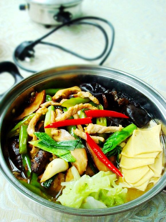 千張白菜亂燉的做法-家常味燉菜譜