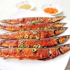 孜然烤秋刀魚的做法-家常味烤菜譜