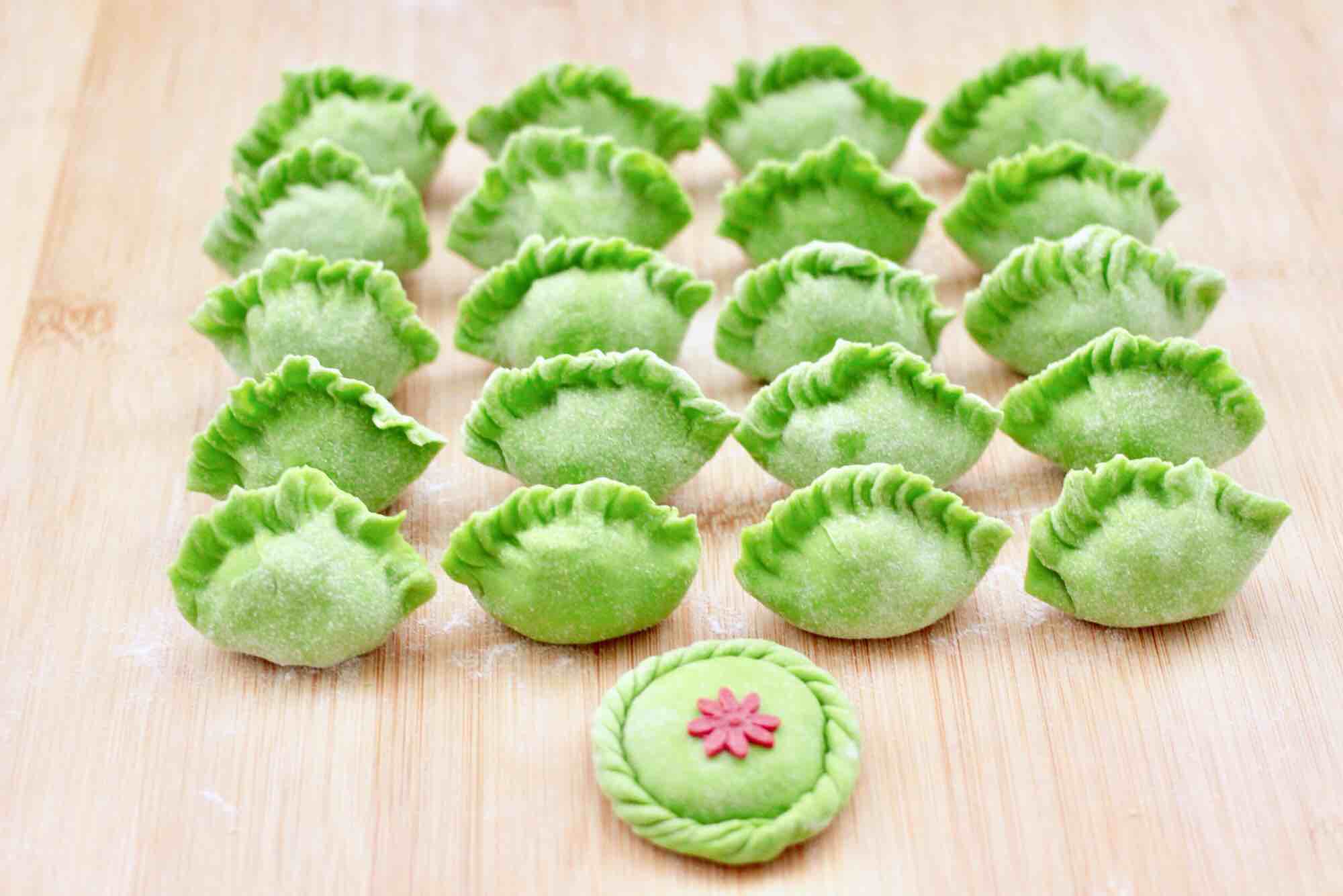 扇貝香干翠玉餃子的做法-咸鮮味煮菜譜-易網(wǎng)健康養(yǎng)生網(wǎng) 扇貝香干翠玉餃子的做法-咸鮮味煮菜譜