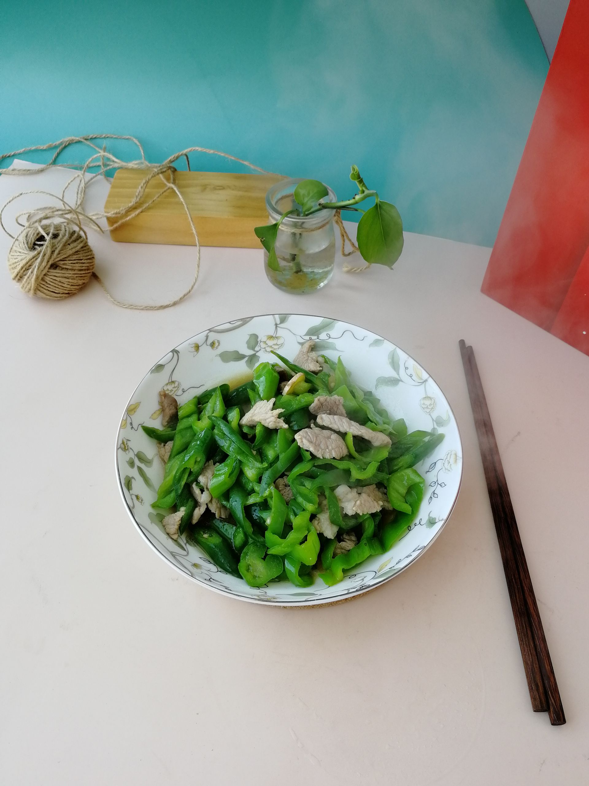 青椒炒肉絲的做法-咸鮮味炒菜譜