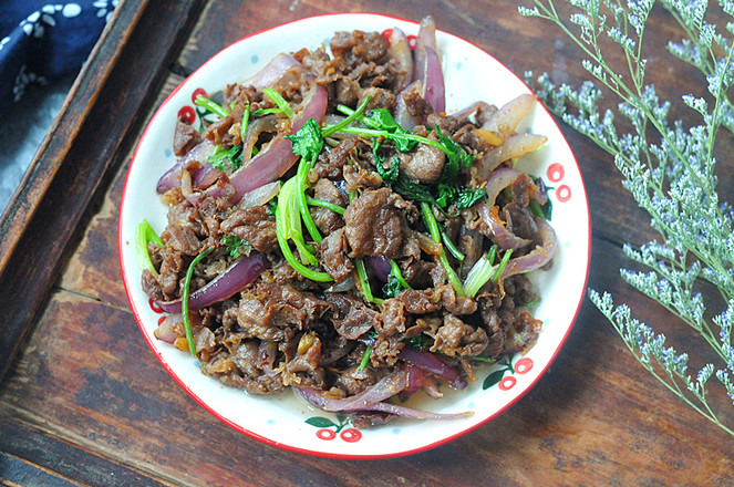 炙烤牛肉的做法-家常味炒菜譜