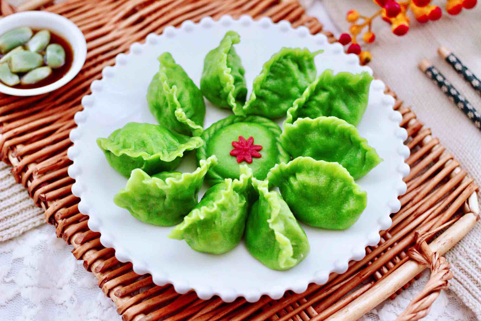 扇貝香干翠玉餃子的做法-咸鮮味煮菜譜-易網(wǎng)健康養(yǎng)生網(wǎng) 扇貝香干翠玉餃子的做法-咸鮮味煮菜譜