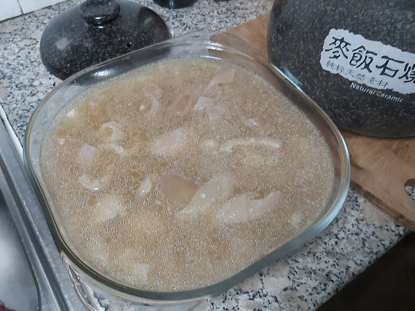 自制豬皮凍的做法-家常味砂鍋菜譜