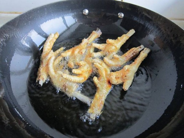 鹵水雞爪的做法-家常味鹵菜譜