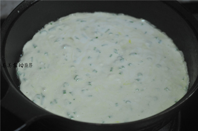 紅薯粉雞蛋餅的做法-家常味煎菜譜