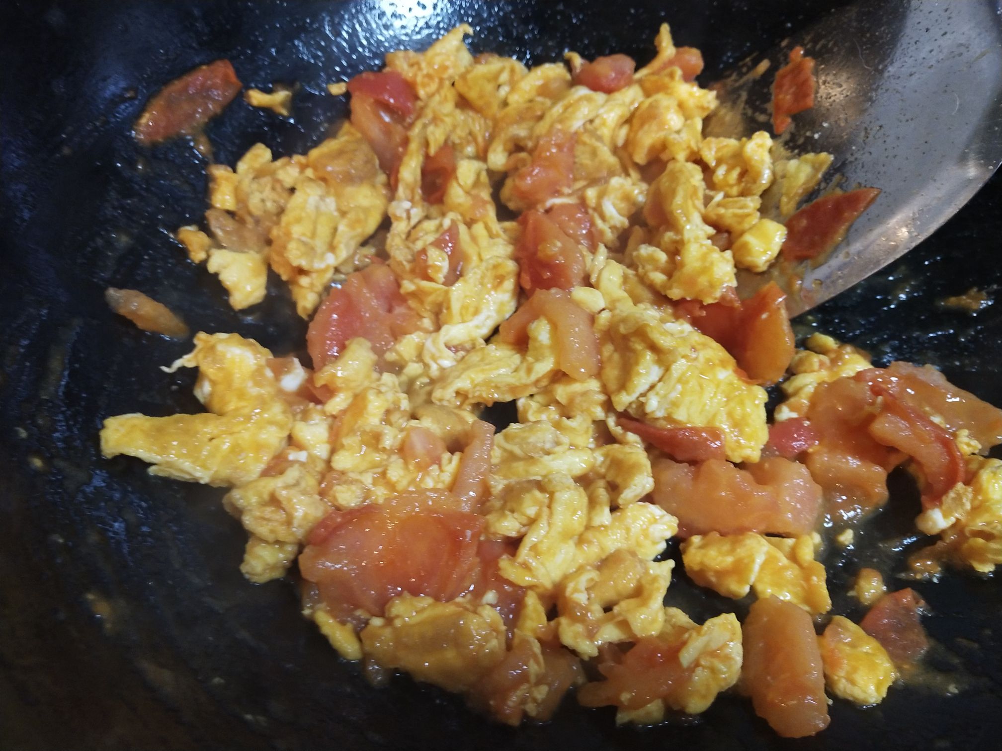 西紅柿炒雞蛋的做法-家常味炒菜譜