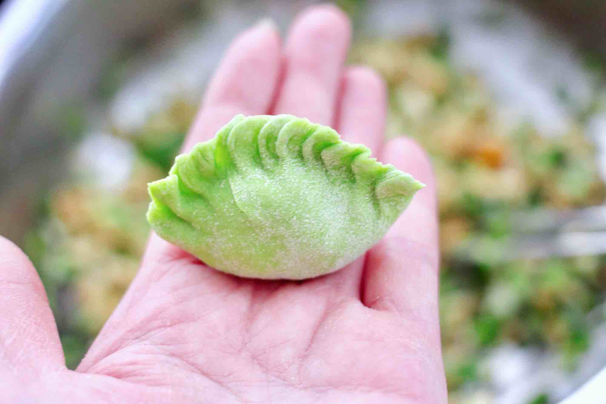 扇貝香干翠玉餃子的做法-咸鮮味煮菜譜-易網(wǎng)健康養(yǎng)生網(wǎng) 扇貝香干翠玉餃子的做法-咸鮮味煮菜譜