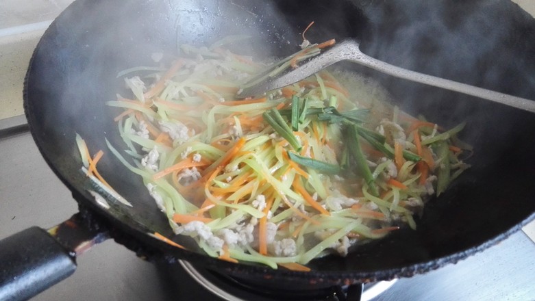 萵筍炒肉絲的做法-咸鮮味炒菜譜-易網(wǎng)健康養(yǎng)生網(wǎng) 萵筍炒肉絲的做法-咸鮮味炒菜譜