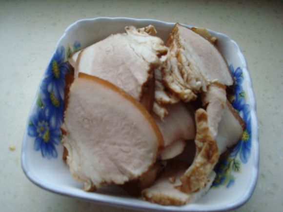 紅蘿卜黑木耳炒肉的做法-家常味炒菜譜