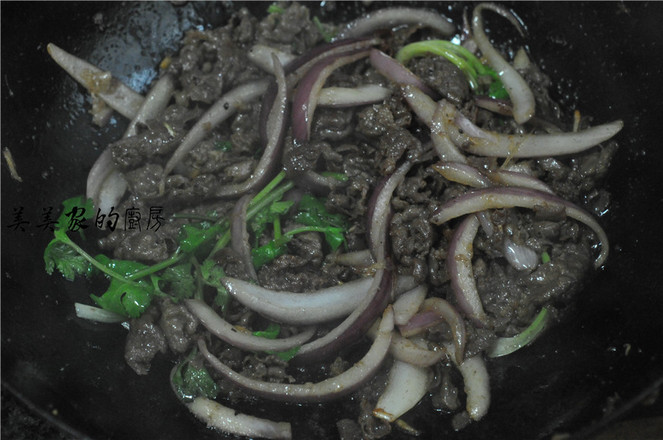 炙烤牛肉的做法-家常味炒菜譜