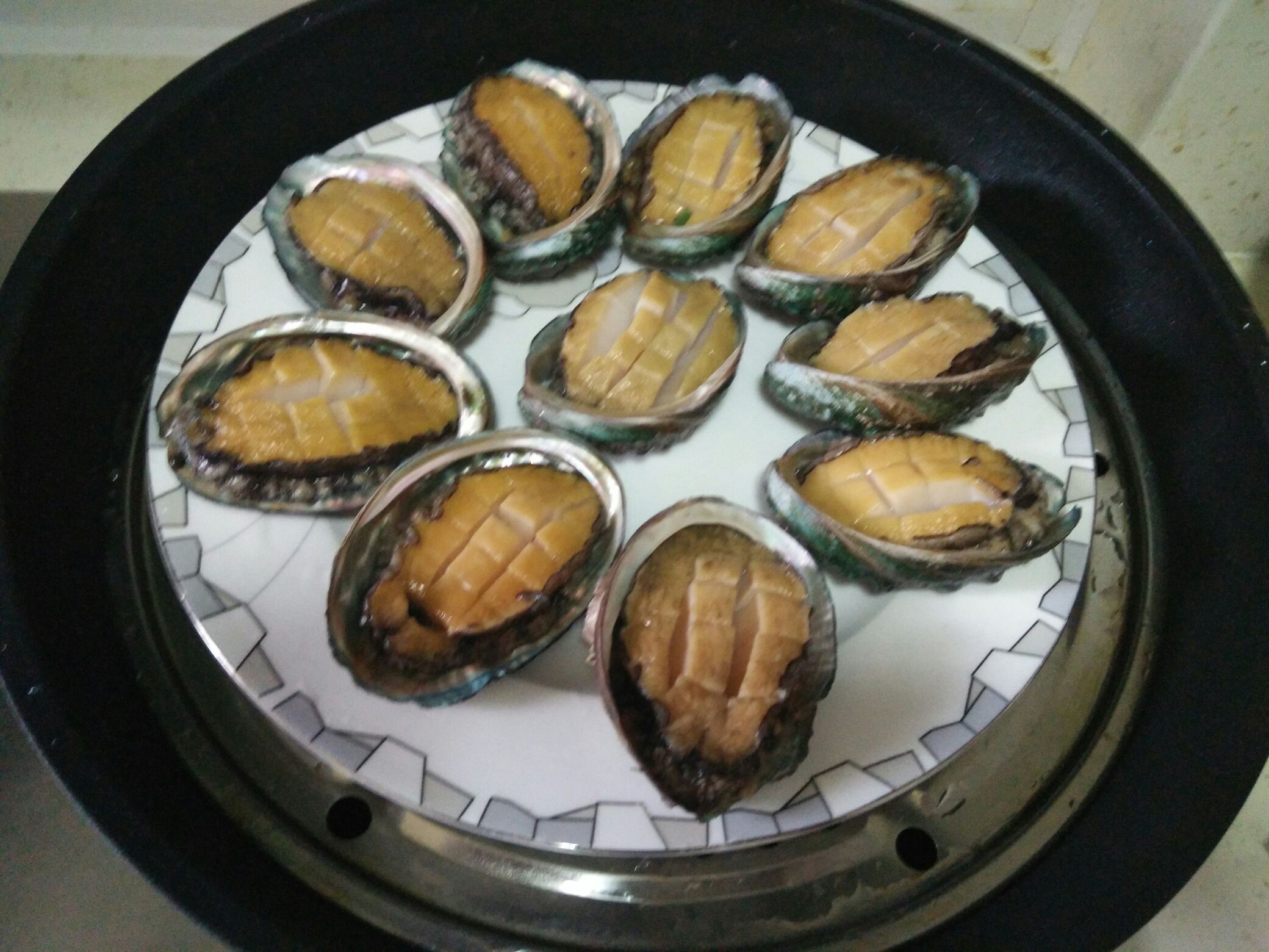 澆汁鮑魚的做法-咸鮮味蒸菜譜