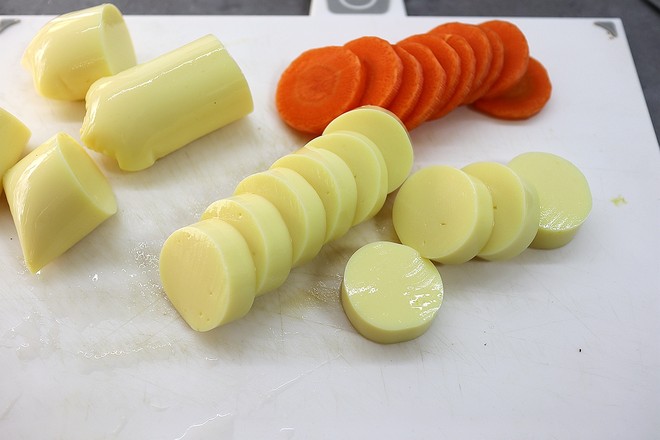 蒸蝦仁玉子豆腐的做法-咸鮮味蒸菜譜