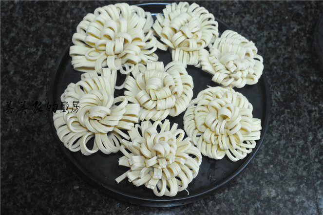 開花豆皮的做法-家常味蒸菜譜