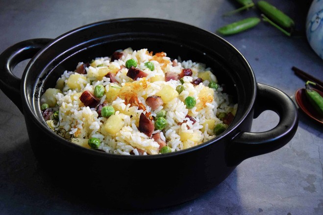 臘肉土豆燜飯的做法-家常味燜菜譜