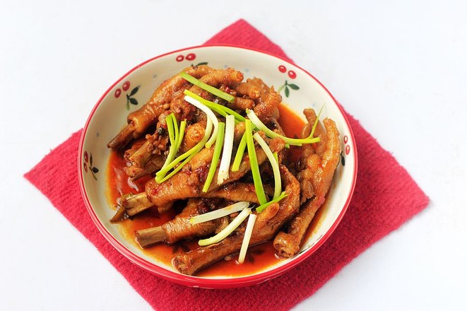 電飯煲燜雞爪的做法-麻辣味燜菜譜