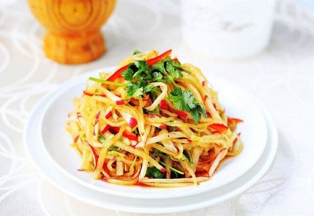 香菜拌紅蘿卜的做法-家常味拌菜譜