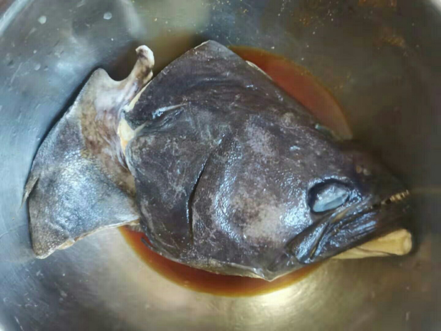 清蒸鰈魚頭的做法-家常味蒸菜譜