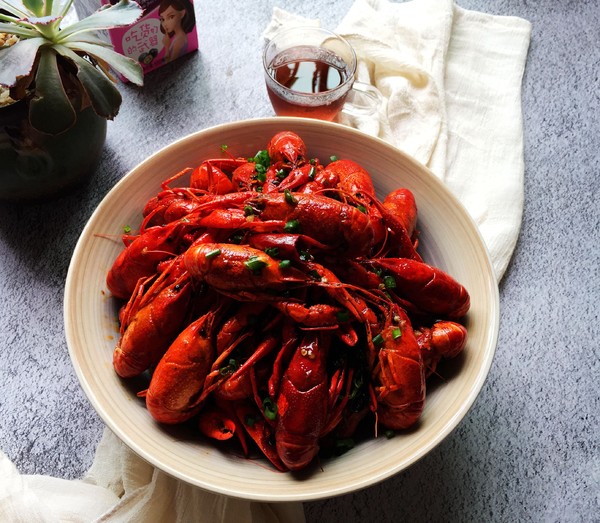 麻辣小龍蝦的做法-香辣味炒菜譜