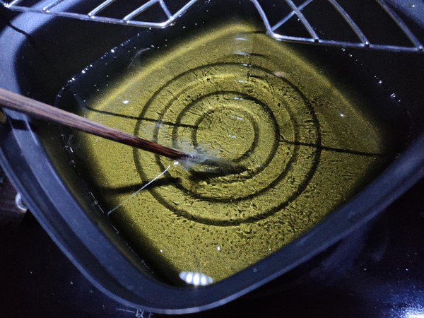 香酥老板魚的做法-家常味炸菜譜