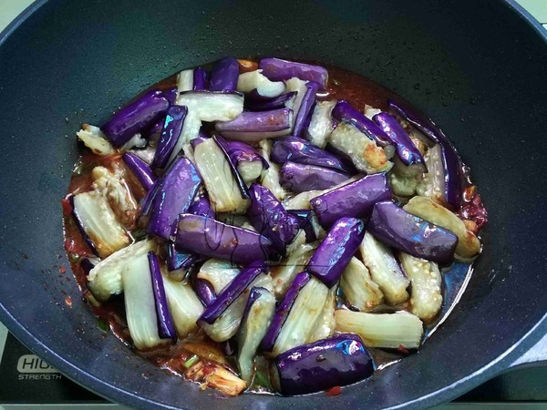 醬燜茄子的做法-家常味燜菜譜