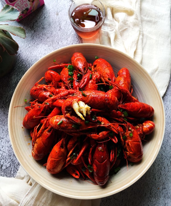 麻辣小龍蝦的做法-香辣味炒菜譜