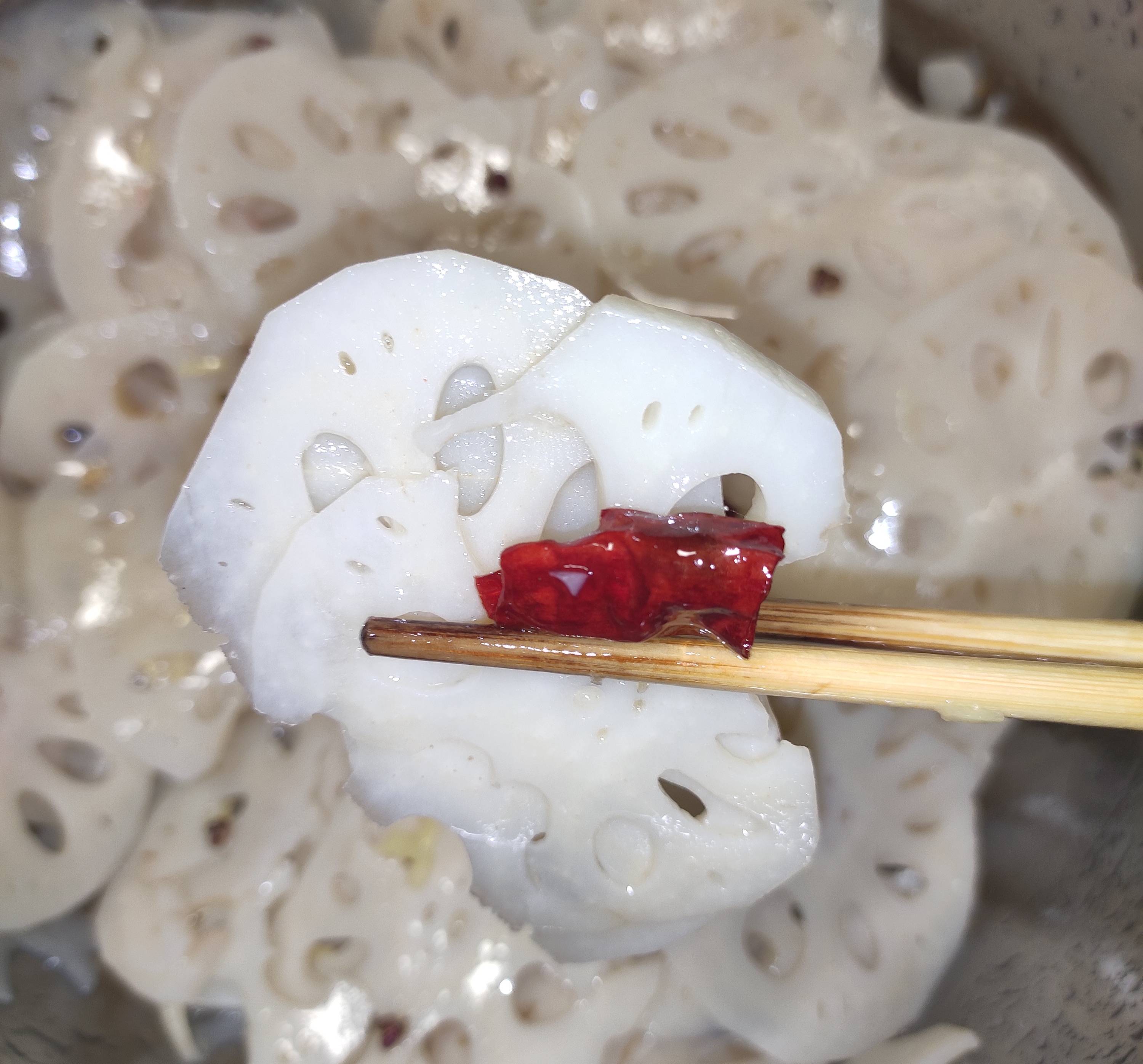 熗拌蓮藕的做法-酸辣味拌菜譜