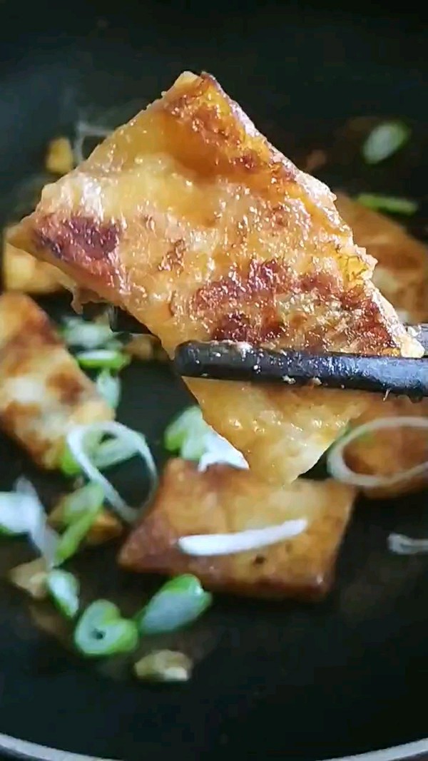 煎明太魚(yú)塊的做法-咸鮮味煎菜譜